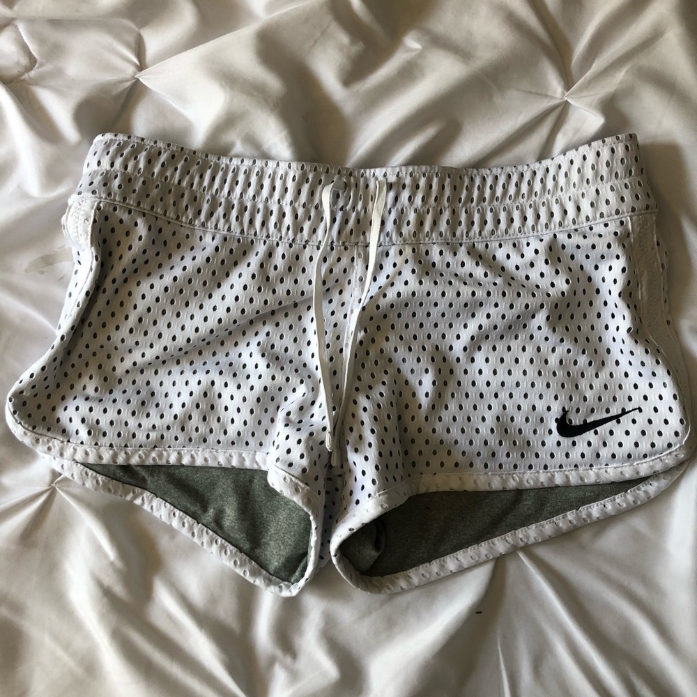 REVERSIBLE NIKE SHORTS